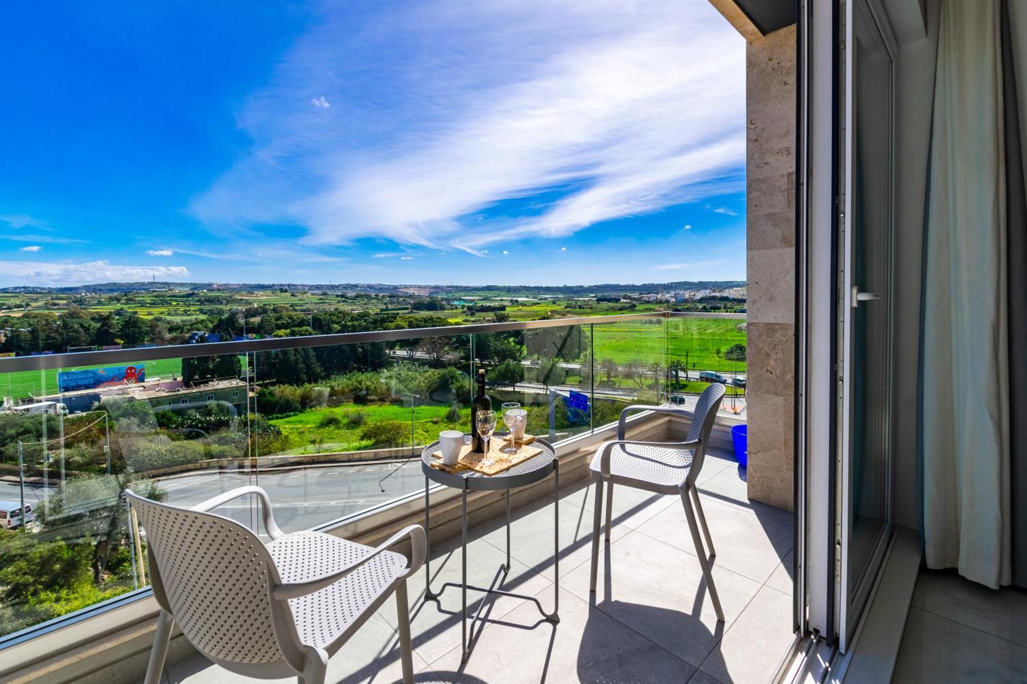 New Spacious Apartment With Amazing View Bugibba 圣保罗湾城 外观 照片