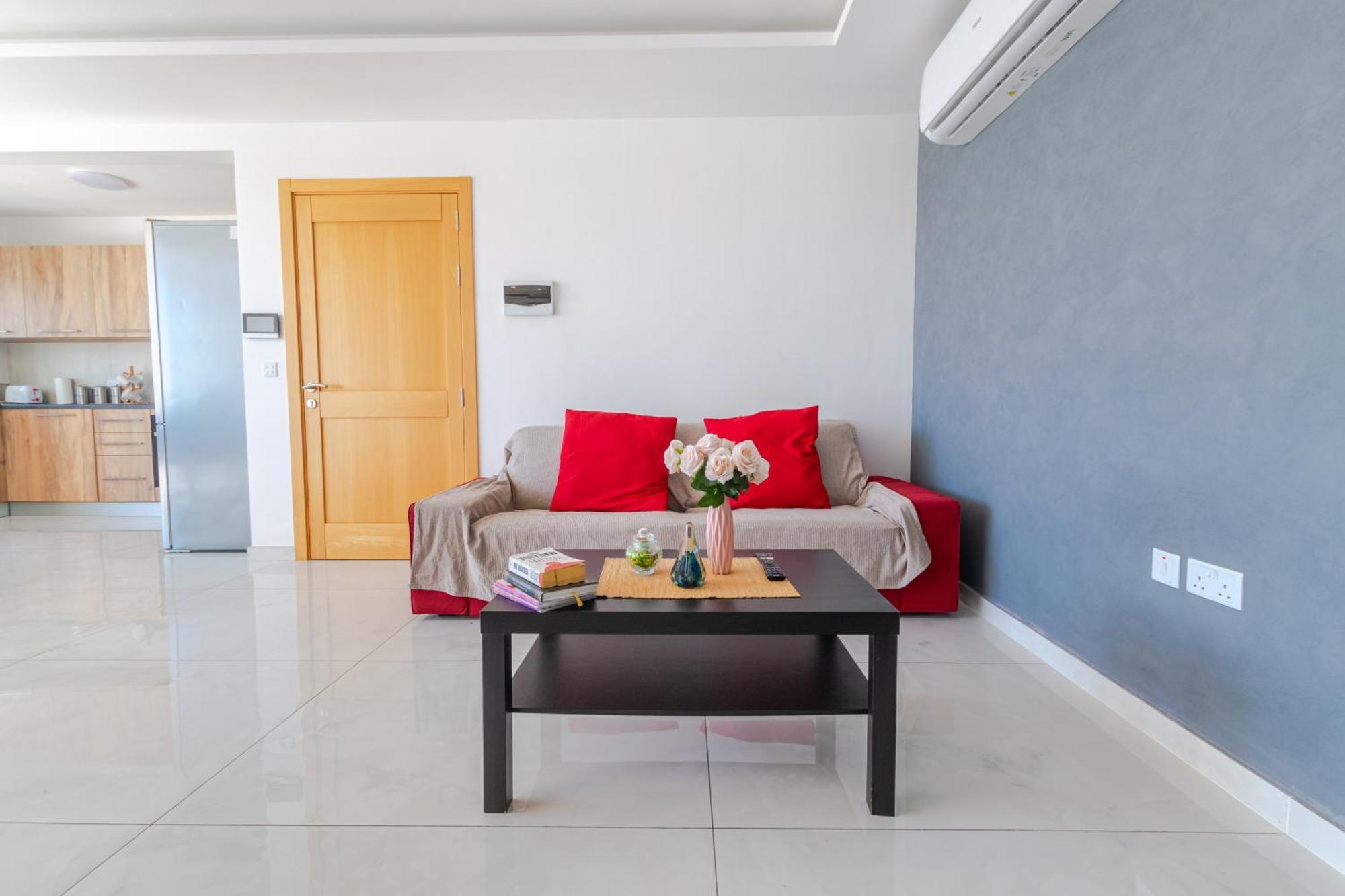 New Spacious Apartment With Amazing View Bugibba 圣保罗湾城 外观 照片